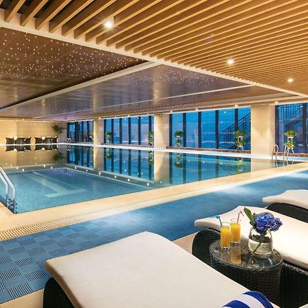 Ramada Heze Hotell Exteriör bild